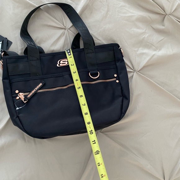 Skechers New with tags - Picture 6 of 7